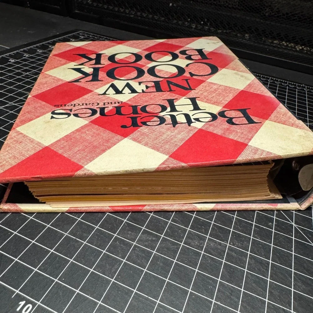 Better Homes and Gardens New Cook Book Vintage Red Gingham Plaid 5-Ring Binder